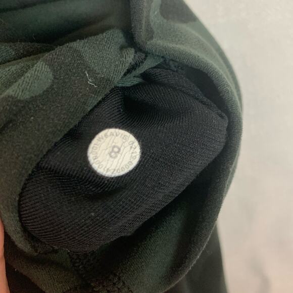 Lululemon womens size 8 wunder under crop leggings camo black soot athletic gym - Picture 3 of 7